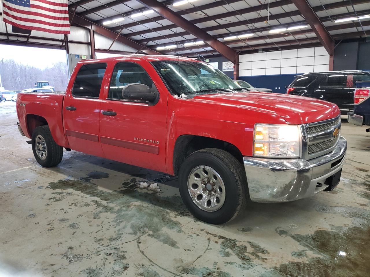 2013 CHEVROLET SILVERADO - Image 4