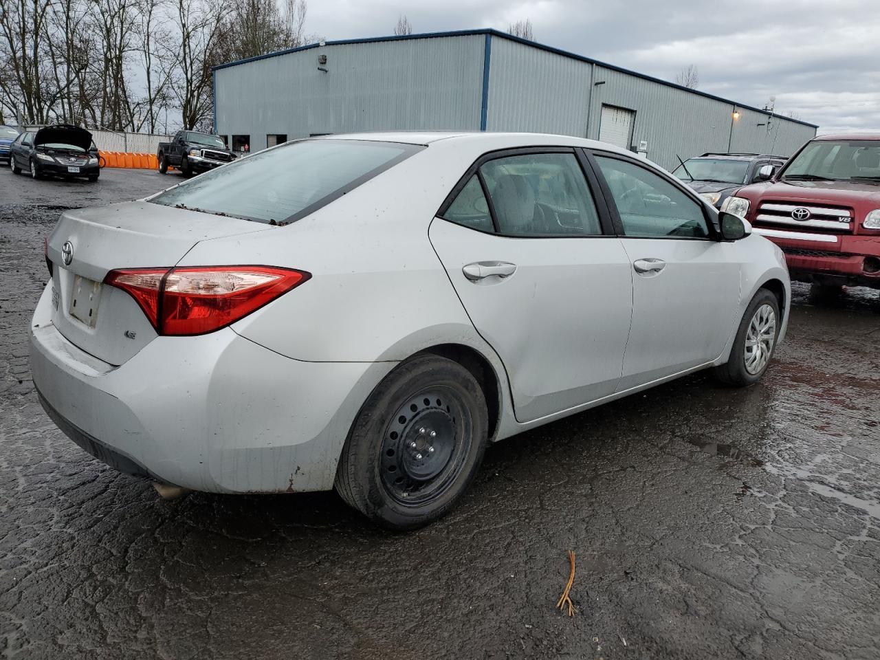 2019 TOYOTA COROLLA L - Image 3