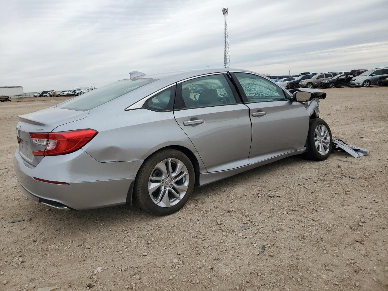 2018 HONDA ACCORD LX - Фото 3