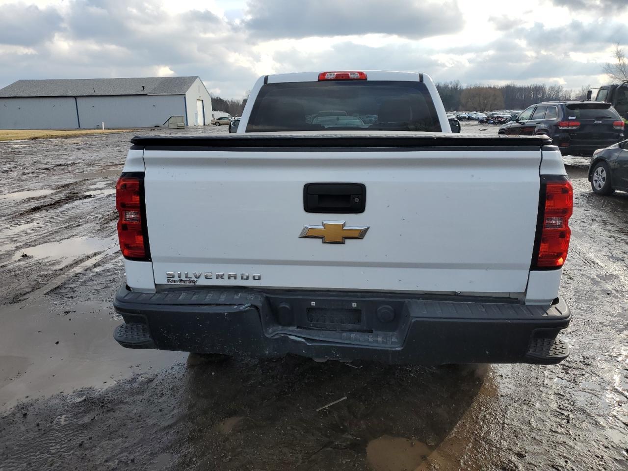 2017 CHEVROLET SILVERADO - Image 6