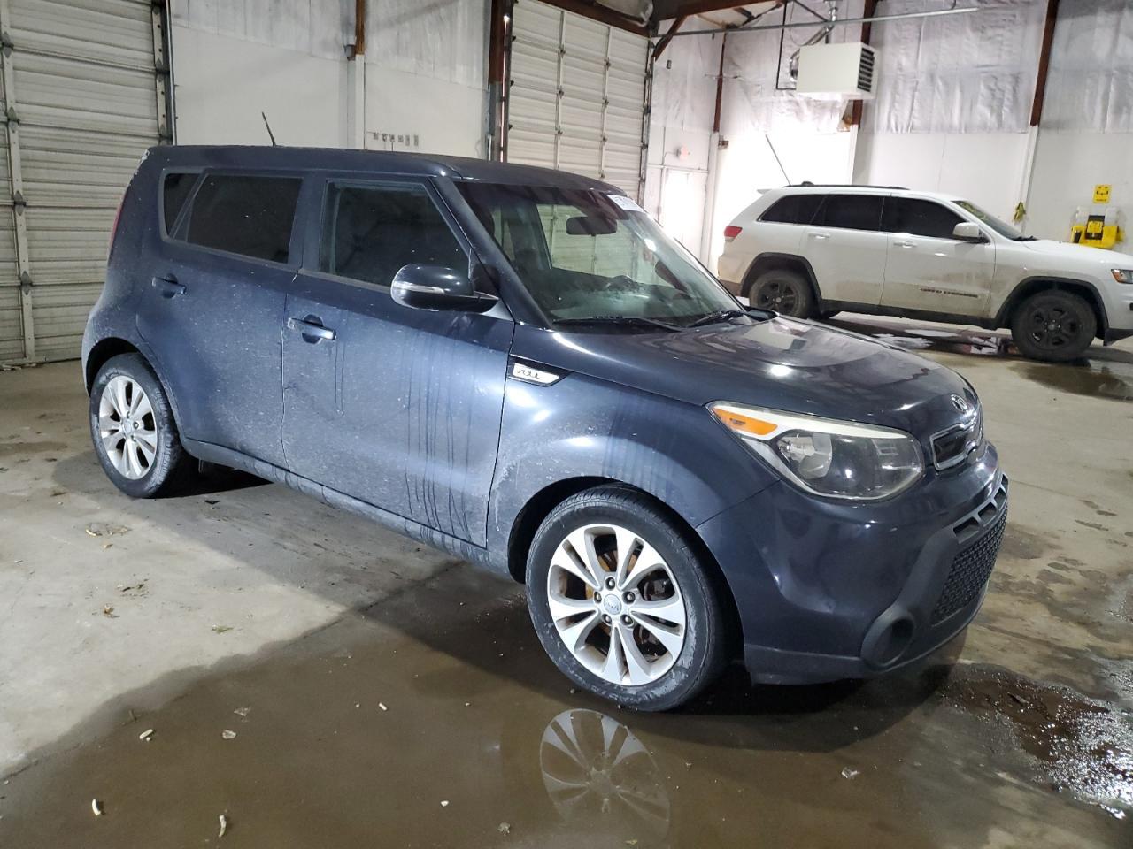 2014 KIA SOUL + - Image 4