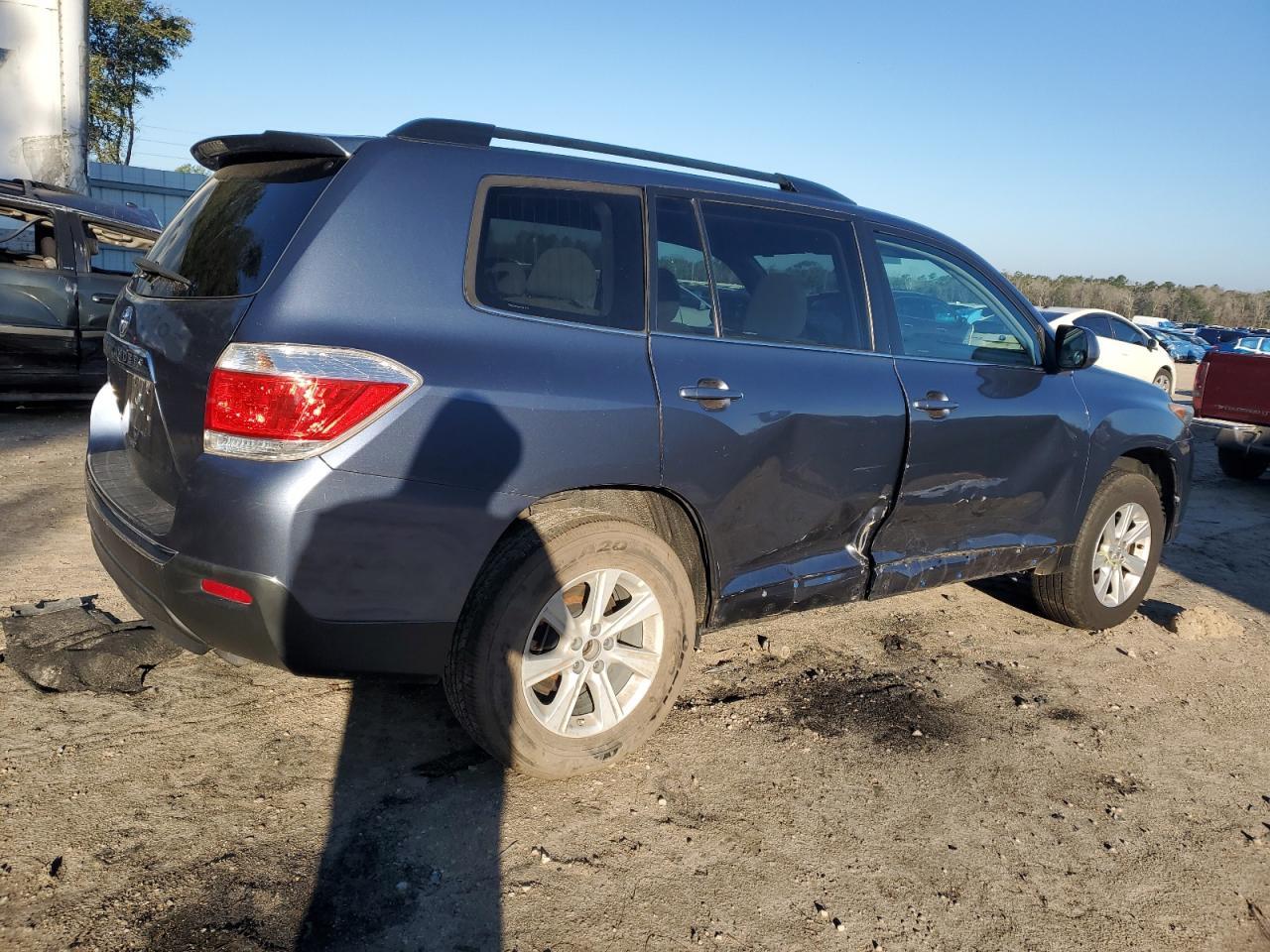 2012 TOYOTA HIGHLANDER - Фото 3