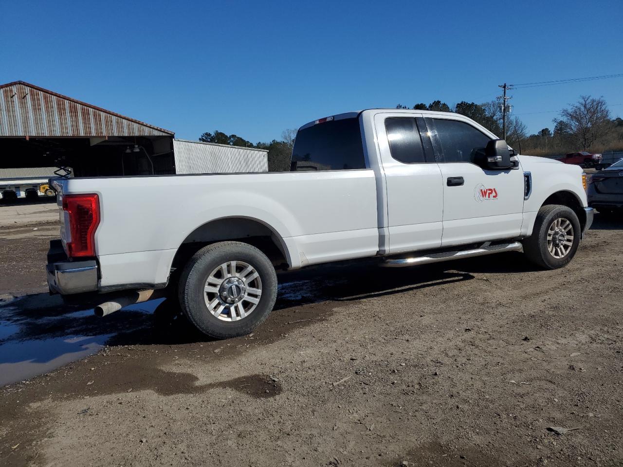 2017 FORD F250 SUPER - Image 3