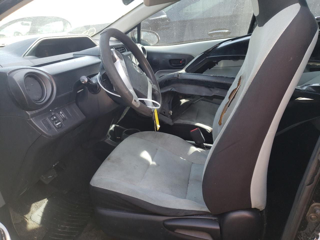 2013 TOYOTA PRIUS C - Image 7