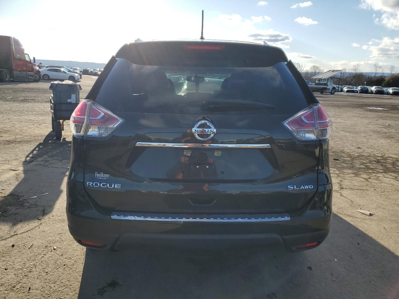 2016 NISSAN ROGUE S - Фото 6