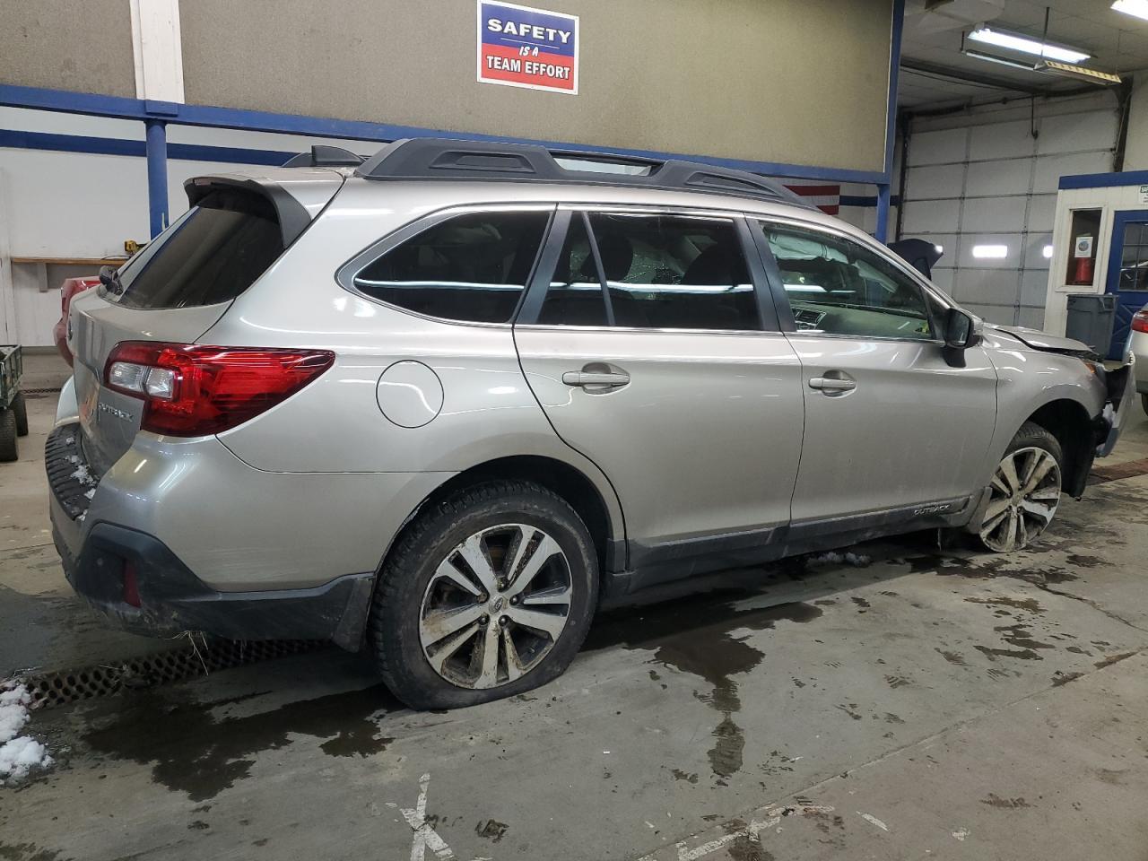 2018 SUBARU OUTBACK 2. - Image 3