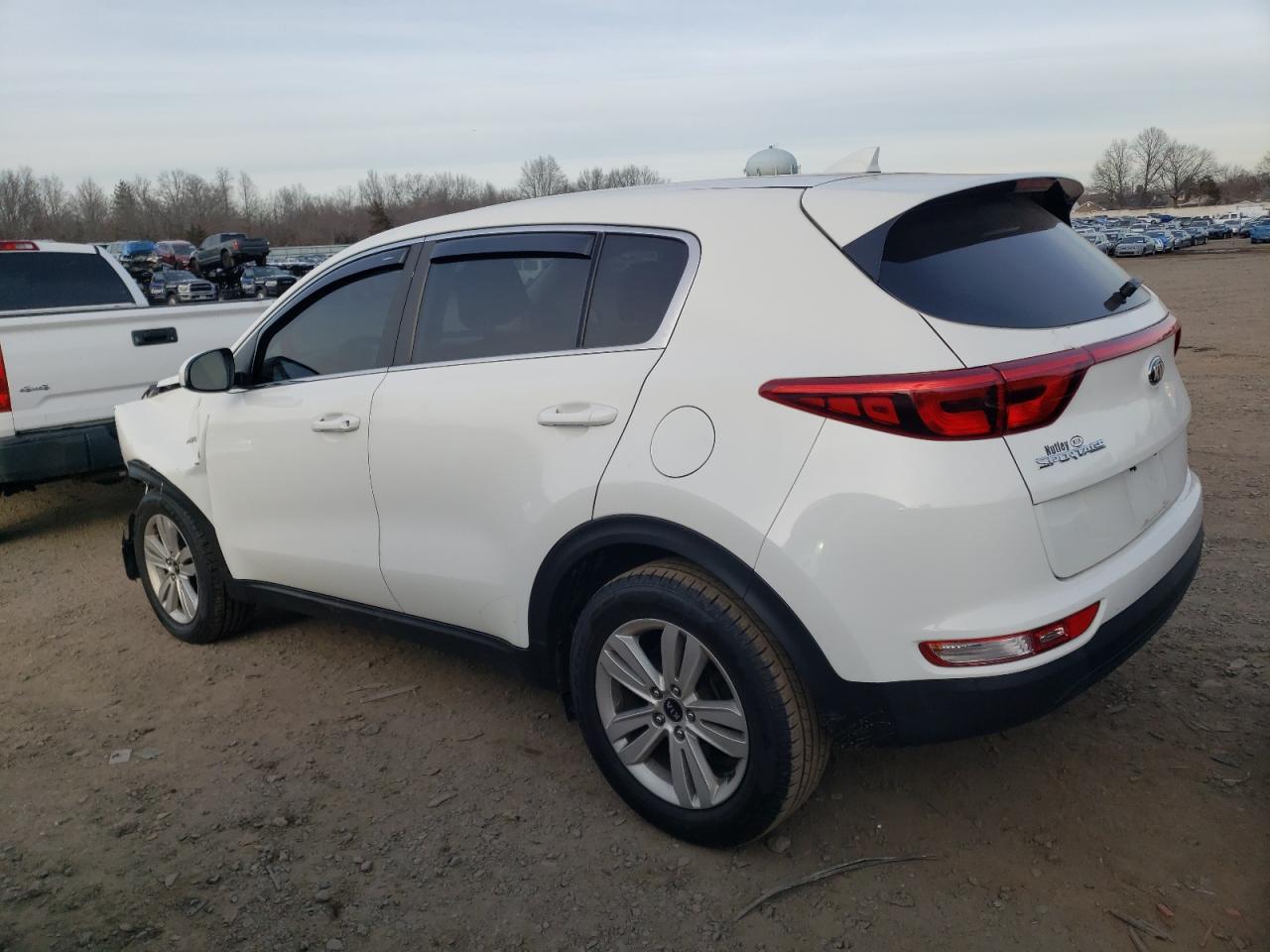 2017 KIA SPORTAGE L - Image 2