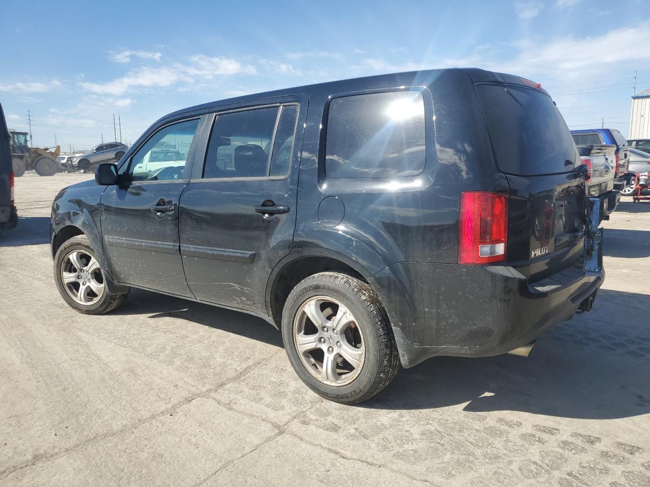 2012 HONDA PILOT EXL - Image 2
