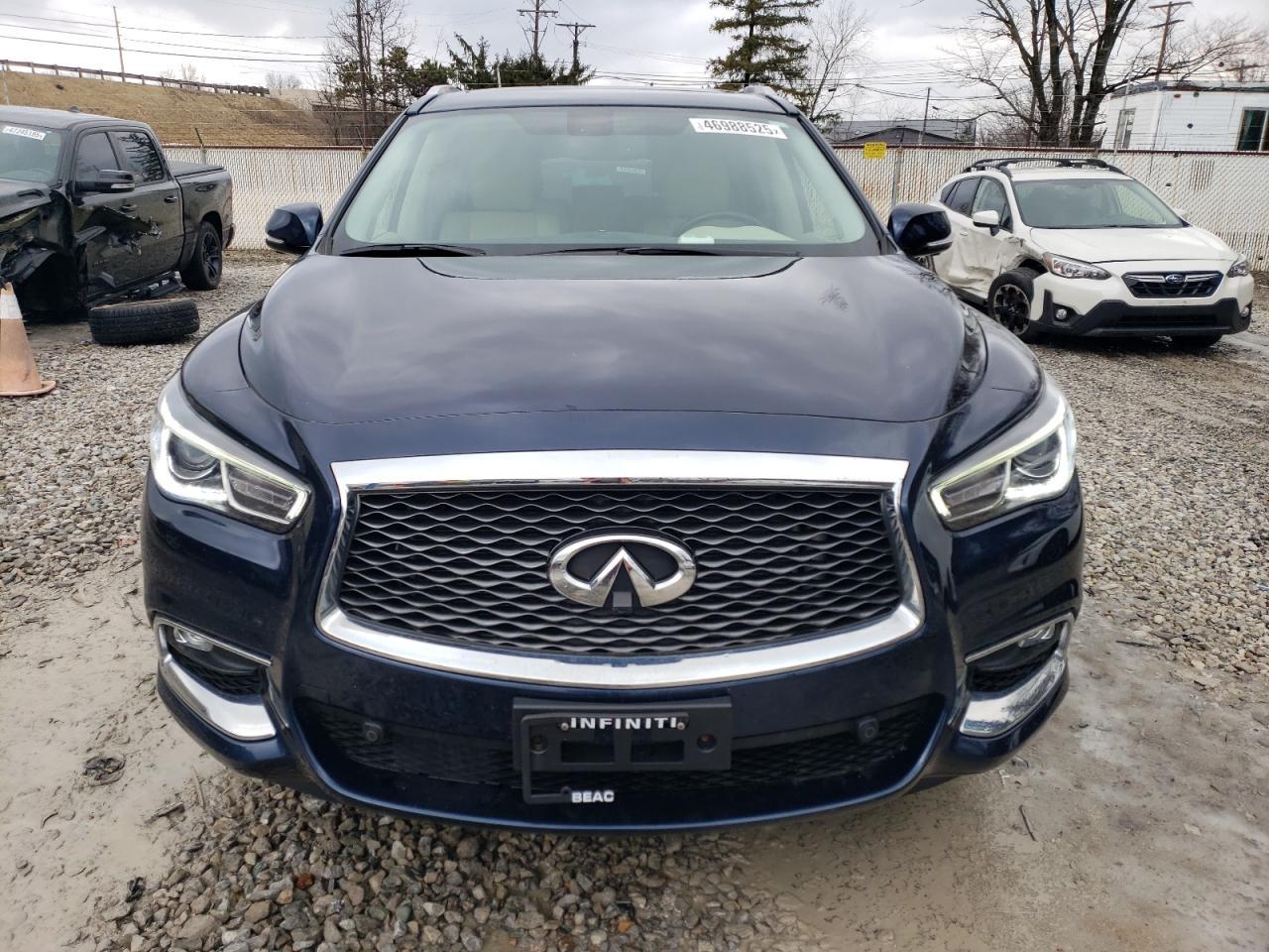 2017 INFINITI QX60 - Фото 5