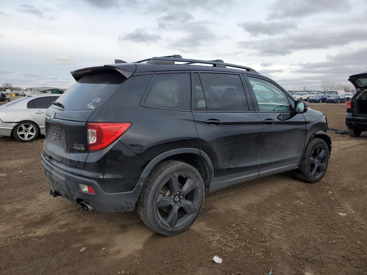 2019 HONDA PASSPORT E - Фото 3