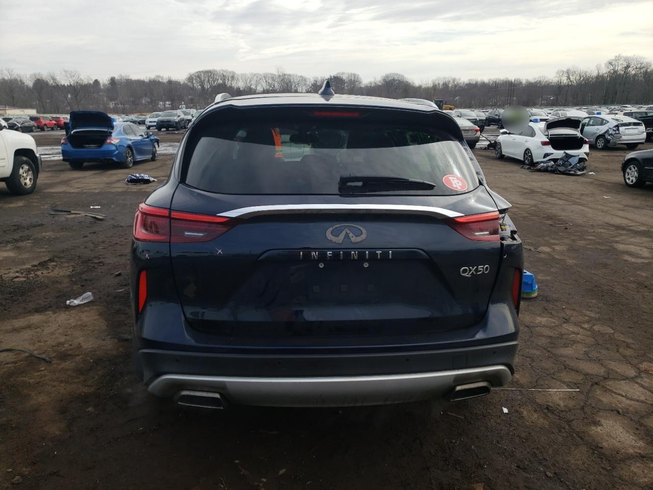 2019 INFINITI QX50 ESSEN - Image 6