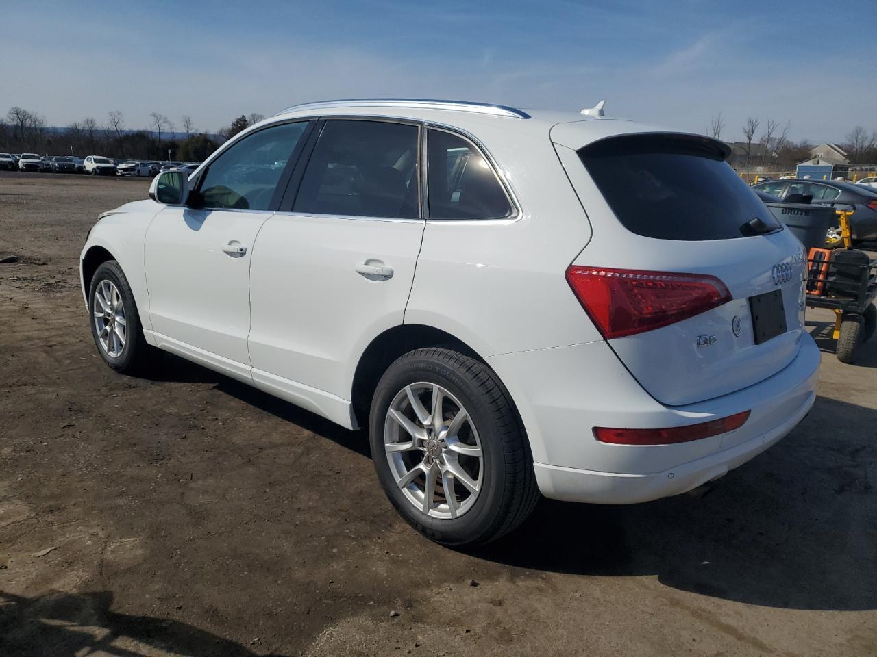 2011 AUDI Q5 PREMIUM - Фото 2