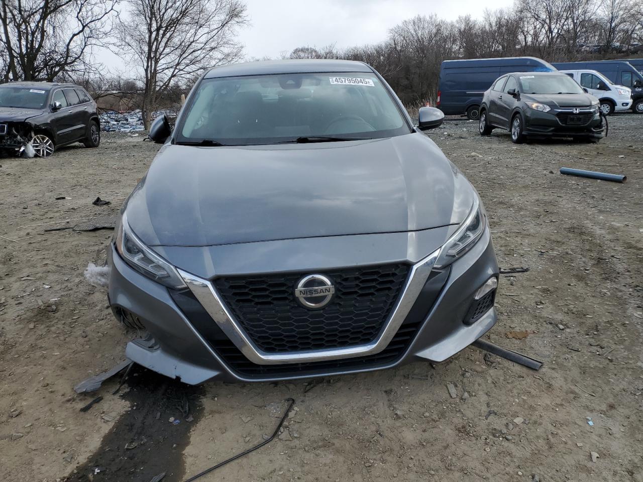 2022 NISSAN ALTIMA SV - Image 5