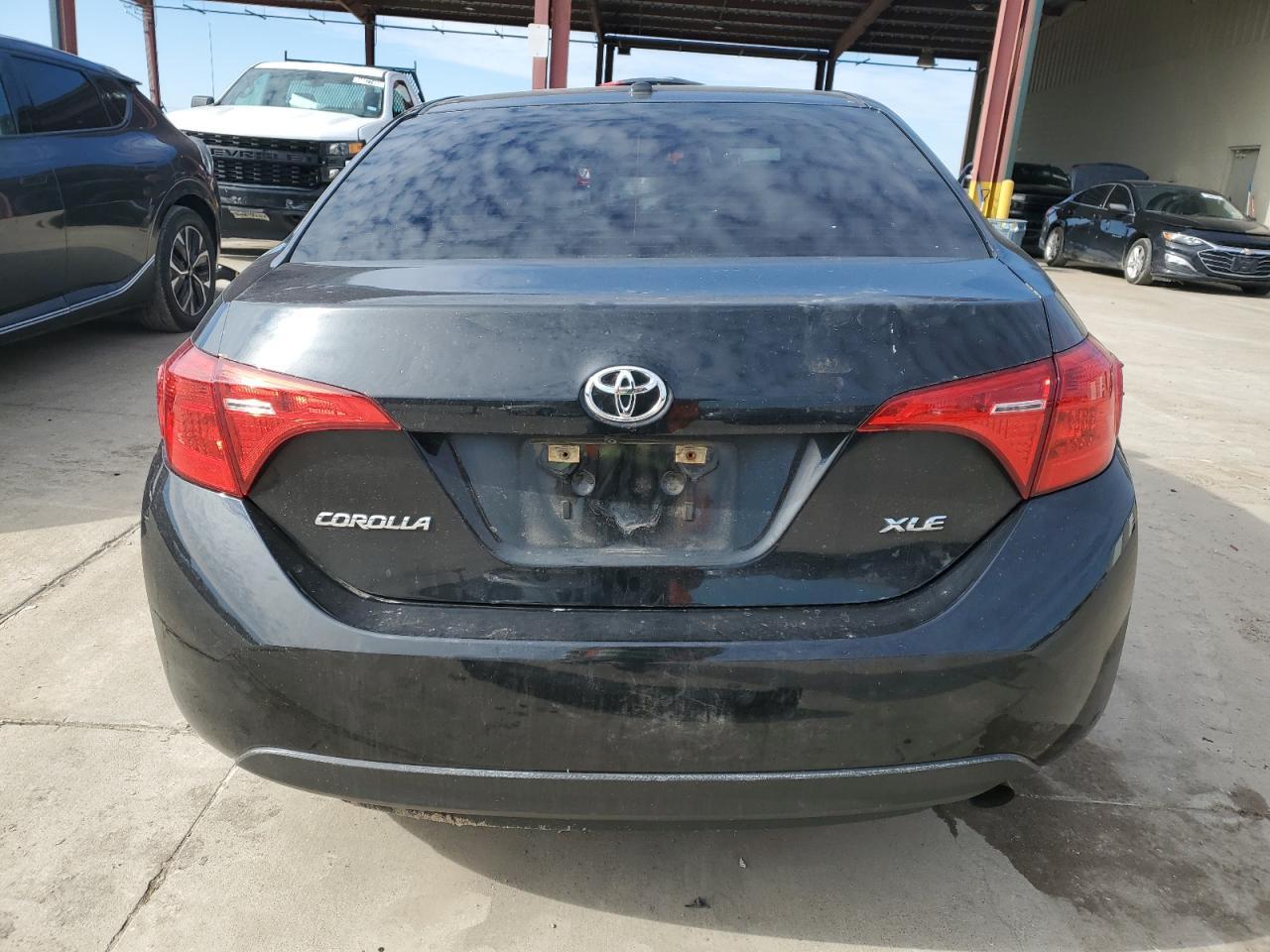 2018 TOYOTA COROLLA L - Image 6