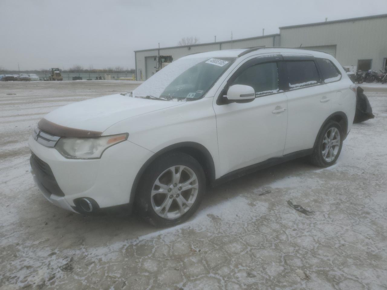 2015 MITSUBISHI OUTLANDER