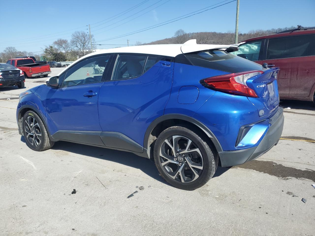 2019 TOYOTA C-HR XLE - Image 2