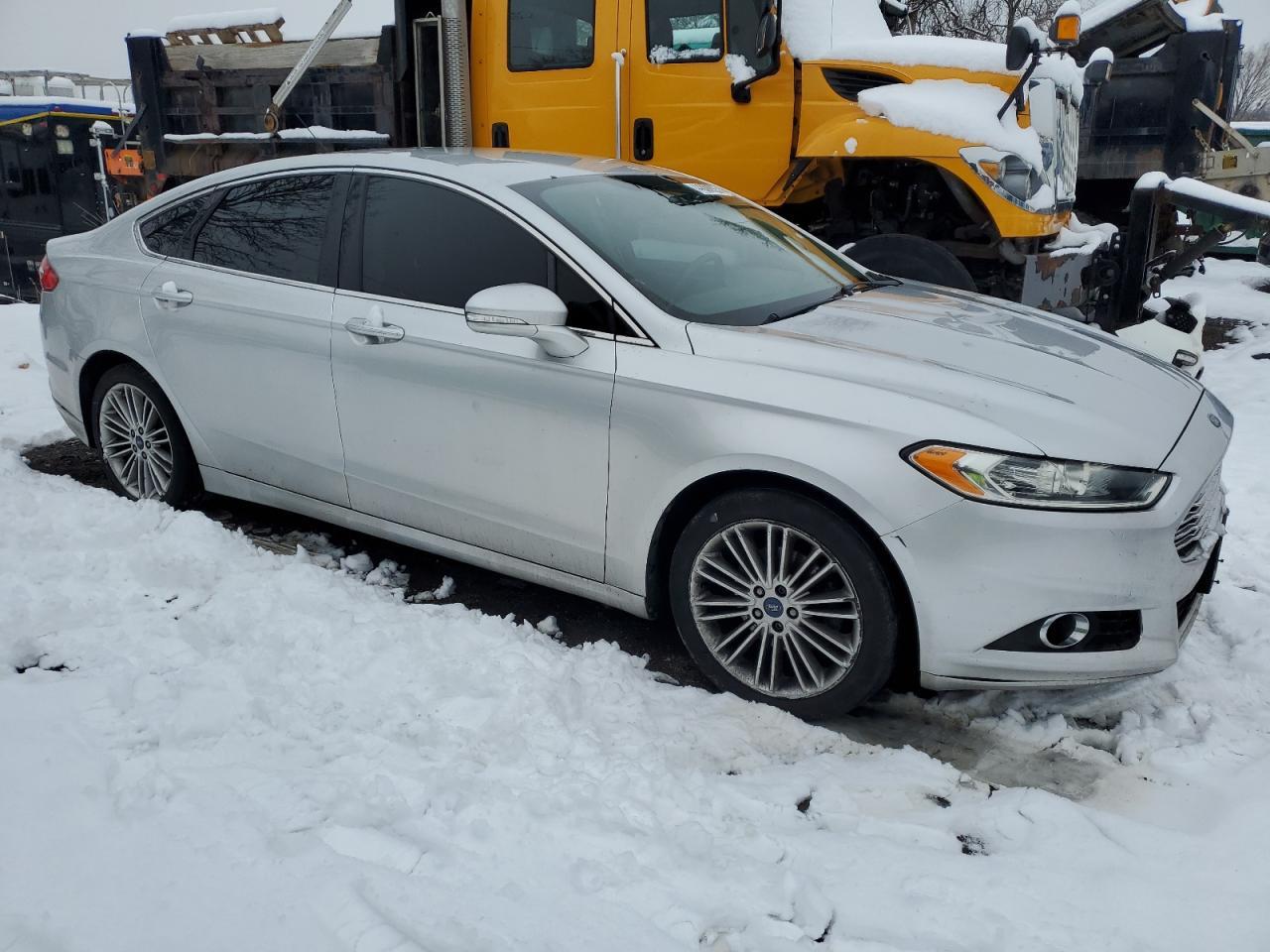 2013 FORD FUSION SE - Фото 4