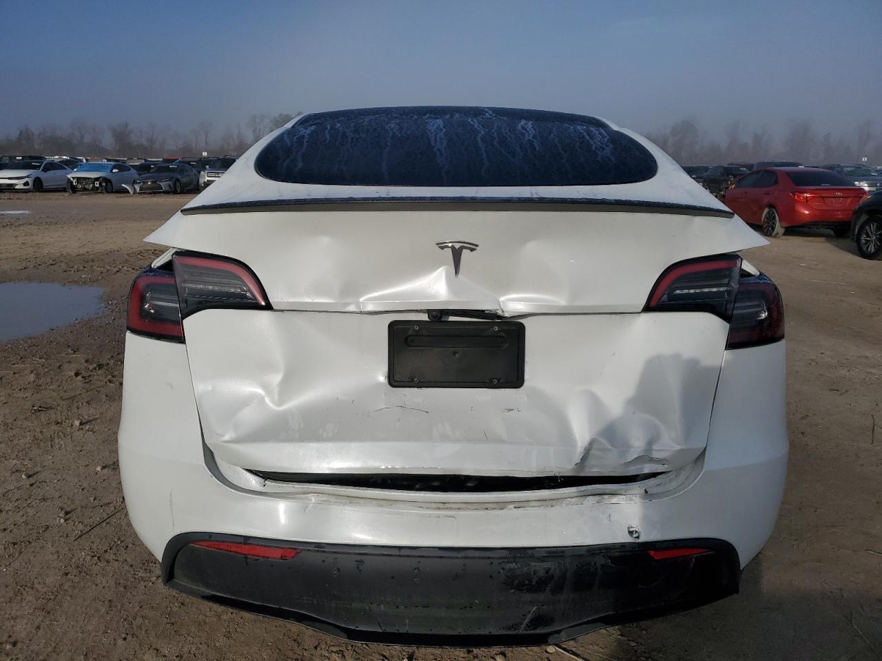 2024 TESLA MODEL Y - Image 6