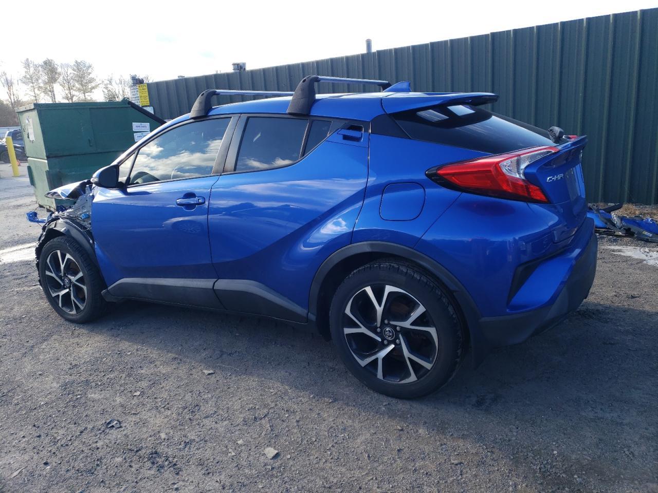 2018 TOYOTA C-HR XLE - Фото 2
