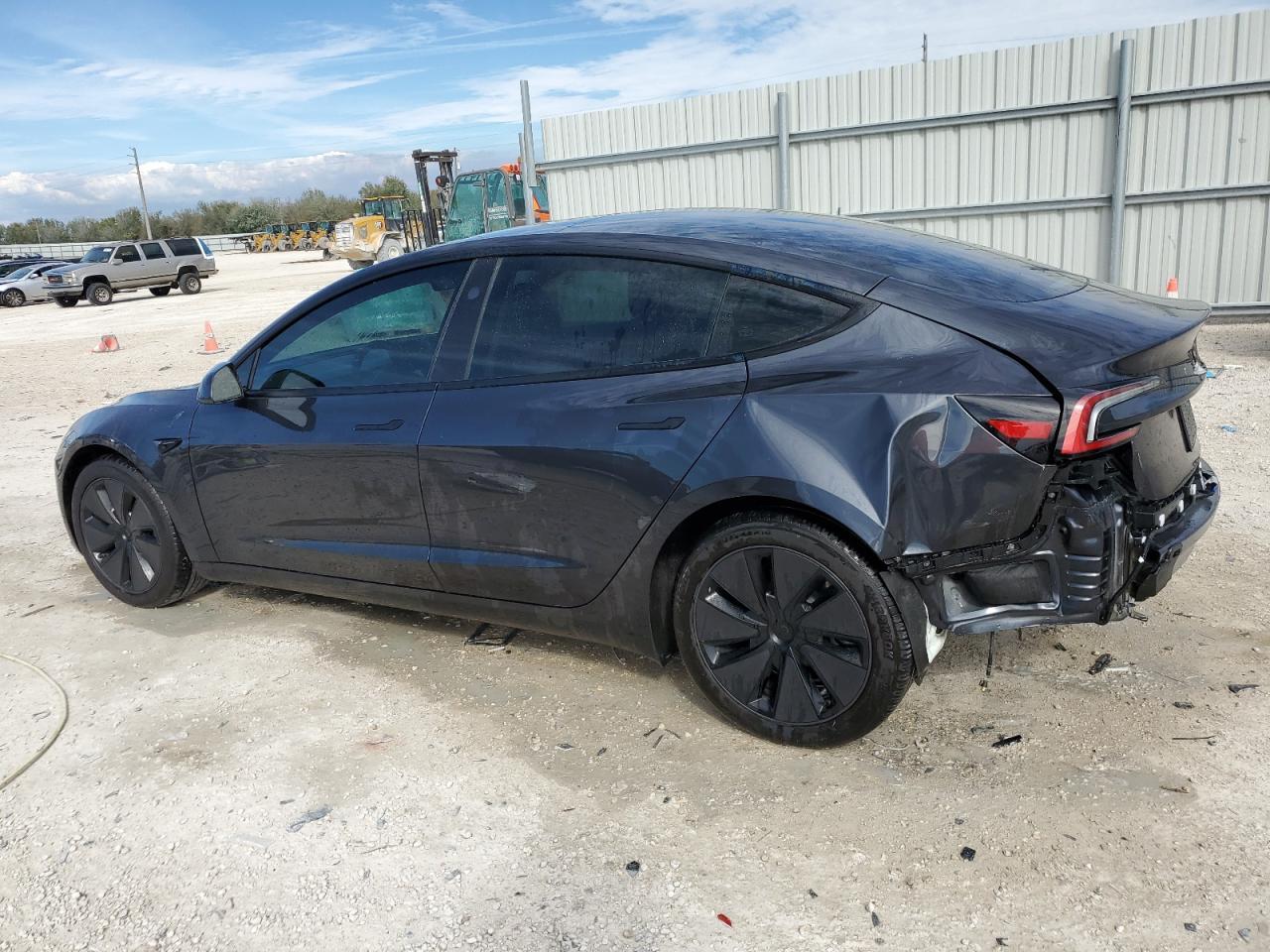 2024 TESLA MODEL 3 - Image 2