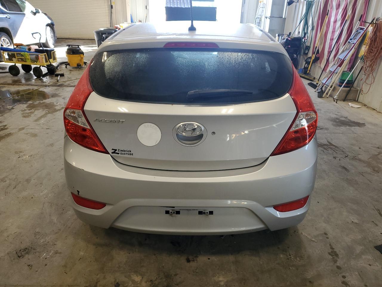 2012 HYUNDAI ACCENT GLS - Image 6
