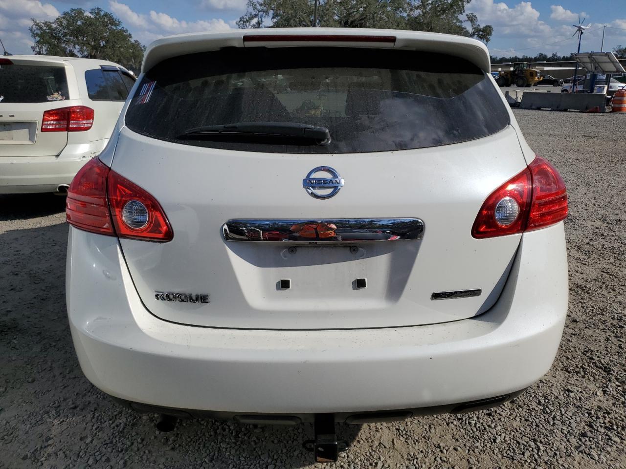 2013 NISSAN ROGUE S - Image 6