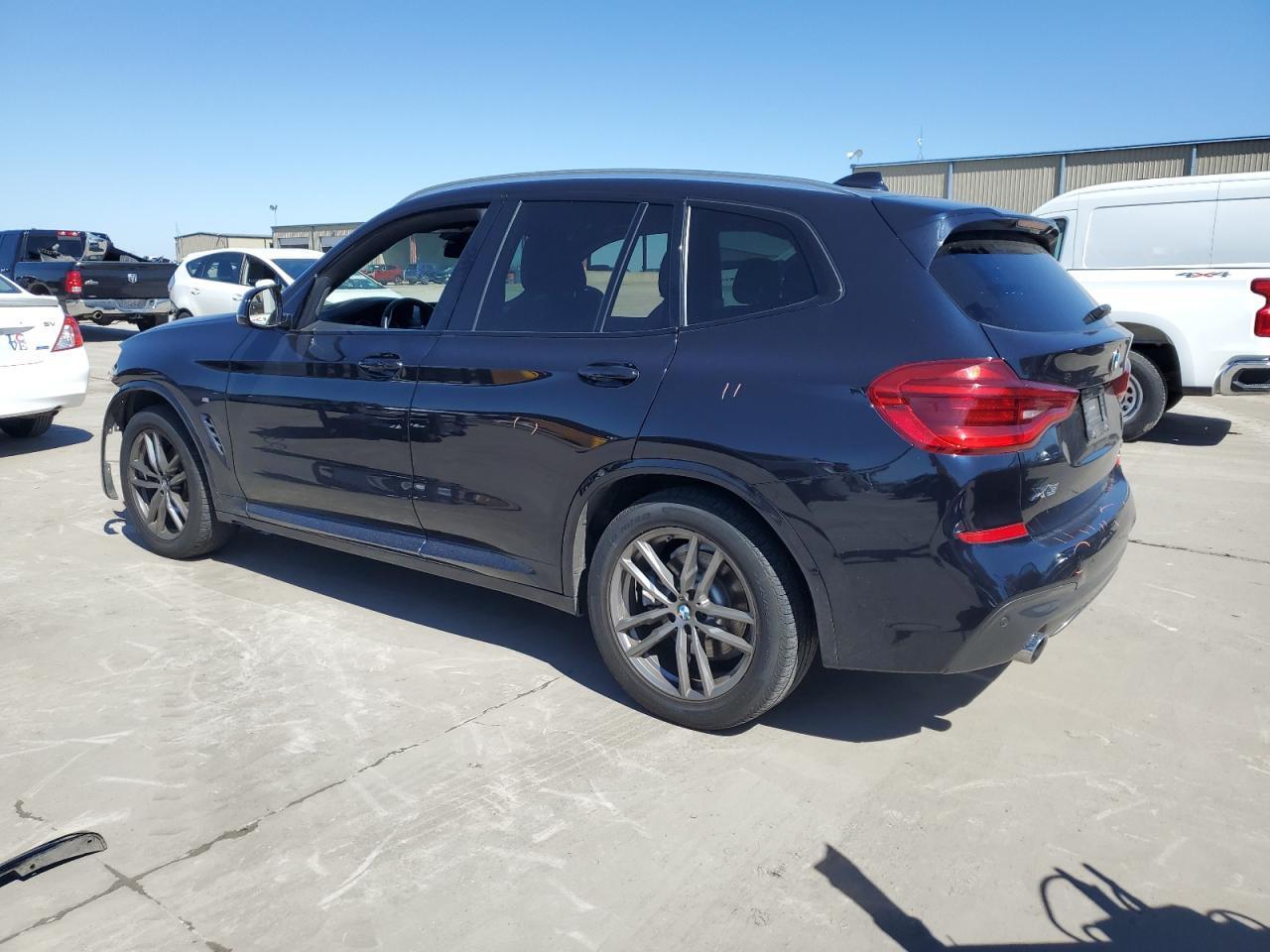 2019 BMW X3 XDRIVE3 - Image 2
