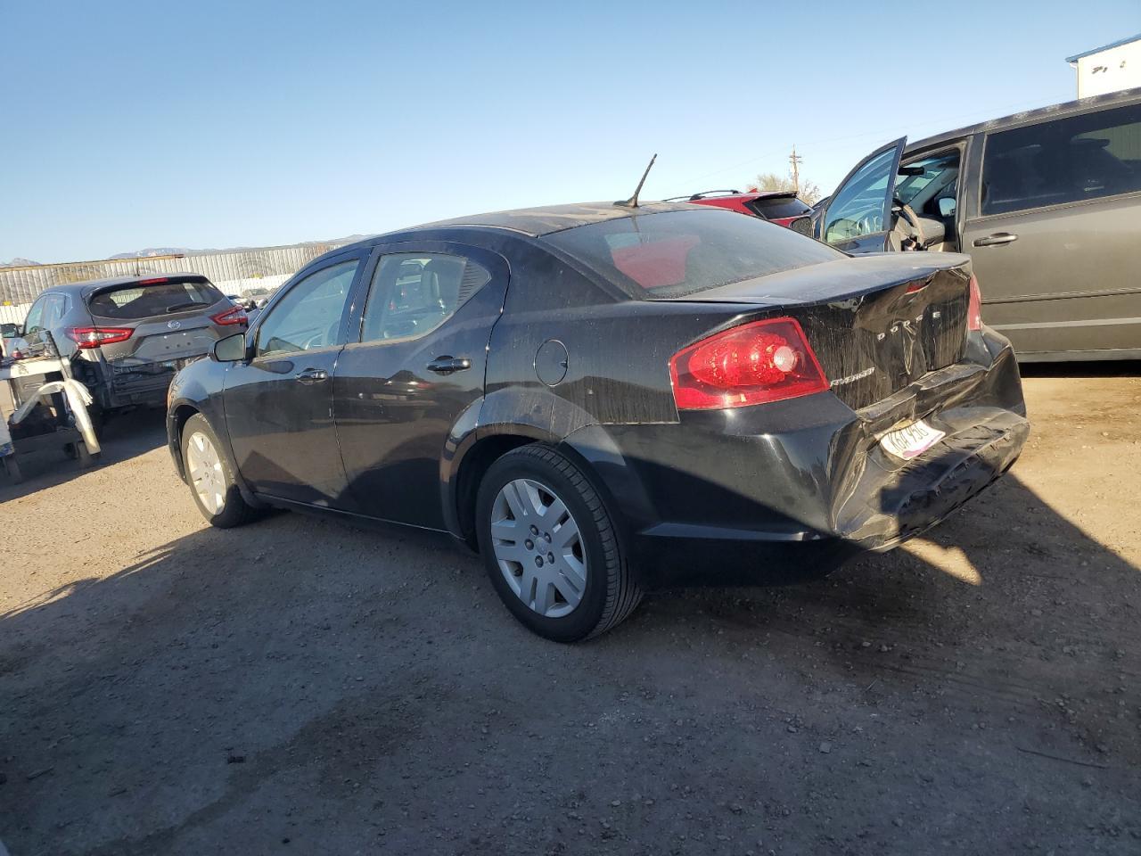 2014 DODGE AVENGER SE - Image 2