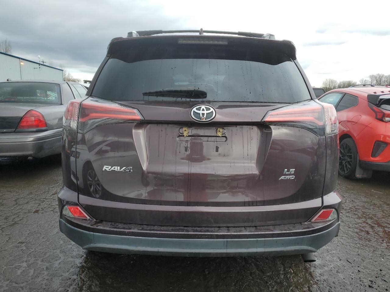 2017 TOYOTA RAV4 LE - Image 6