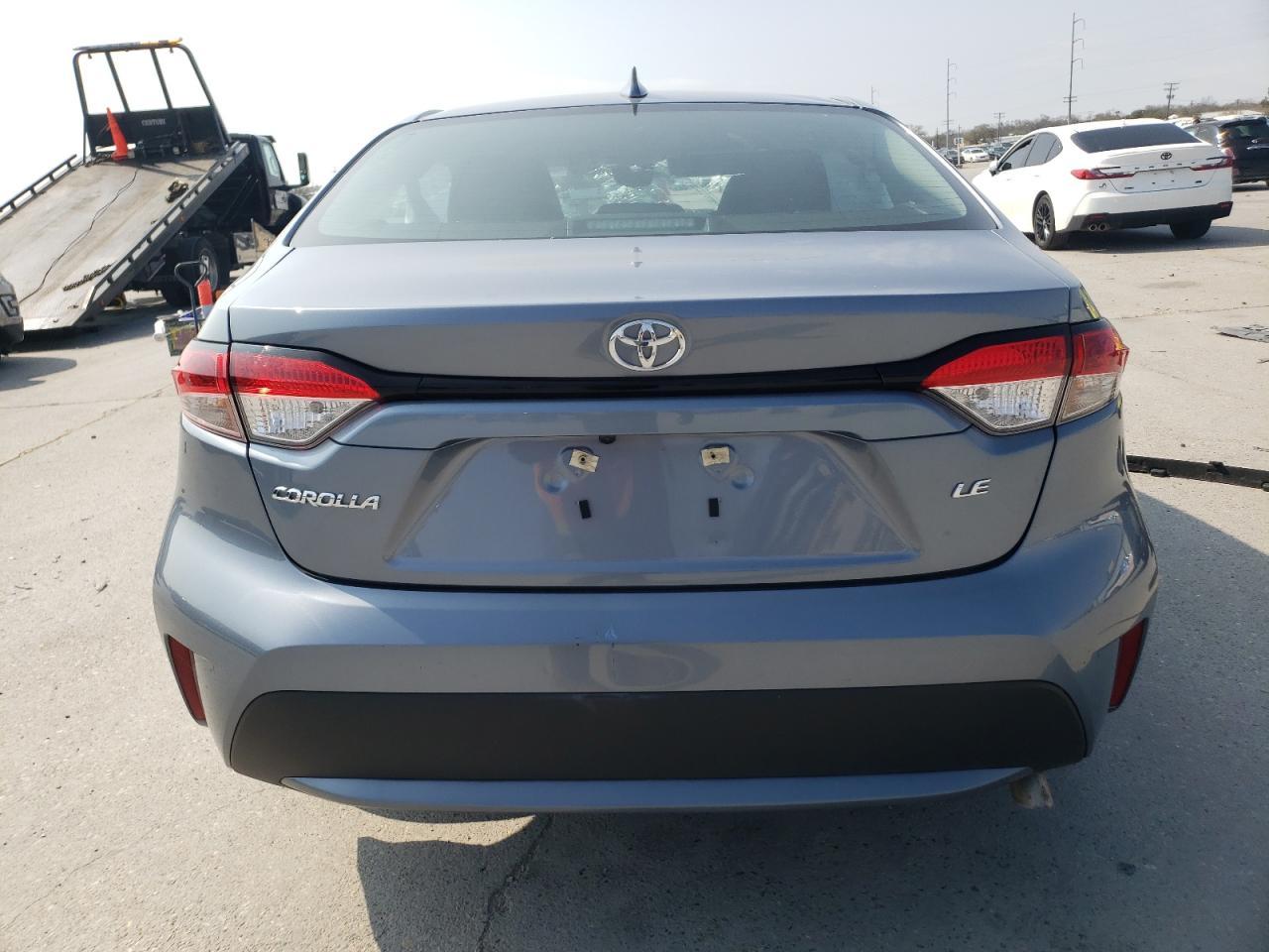 2022 TOYOTA COROLLA LE - Image 6
