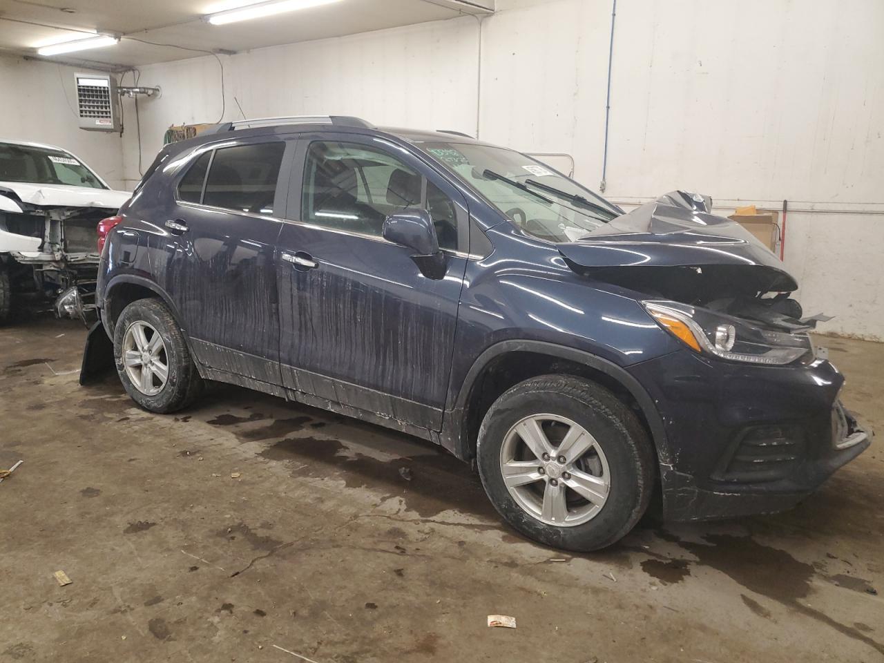 2019 CHEVROLET TRAX 1LT - Фото 4