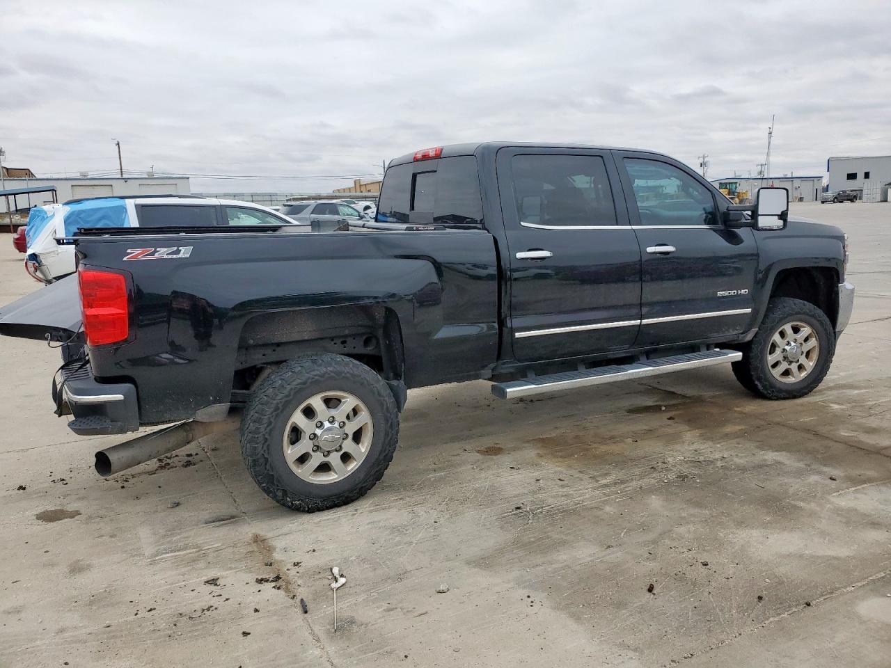 2016 CHEVROLET SILVERADO - Фото 3