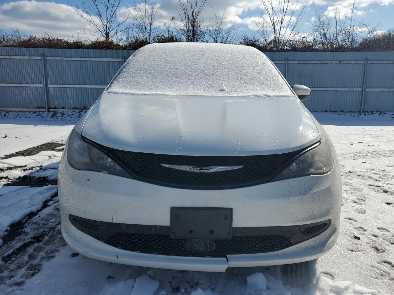2022 CHRYSLER VOYAGER LX - Фото 5