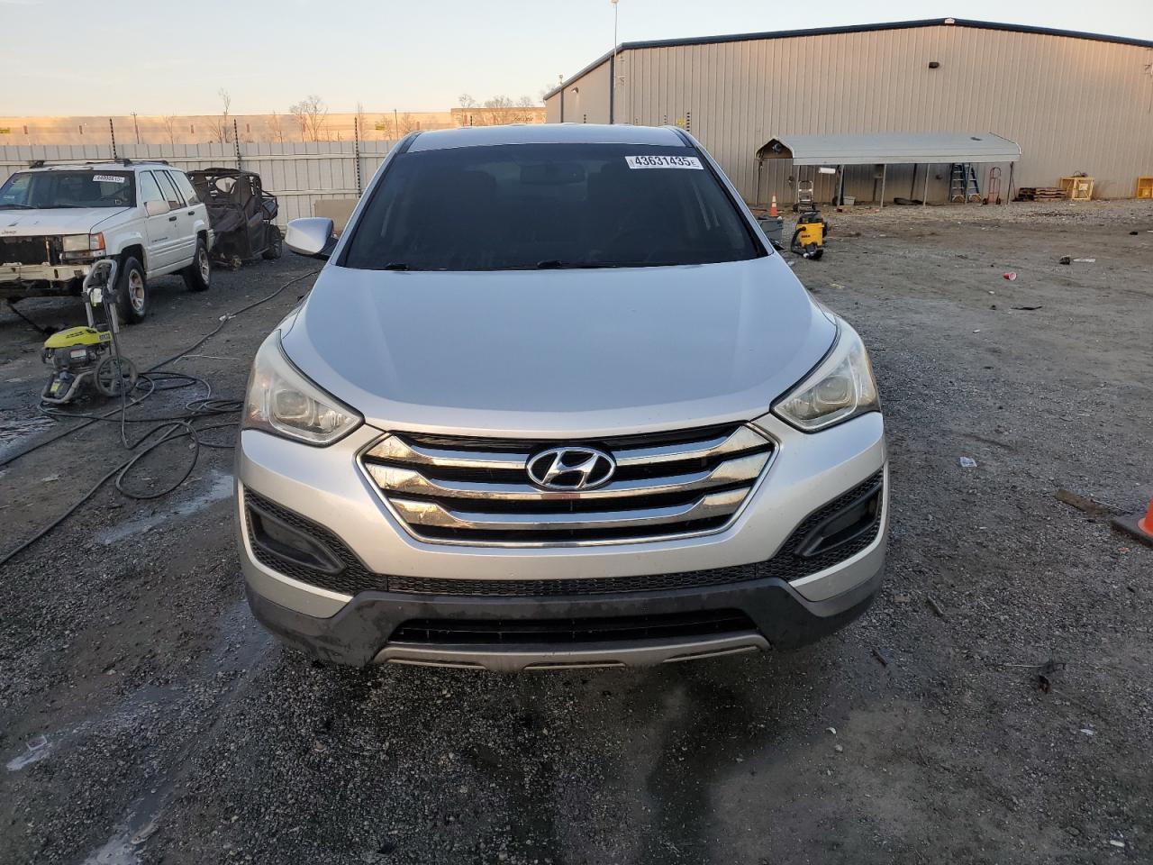 2013 HYUNDAI SANTA FE S - Image 5