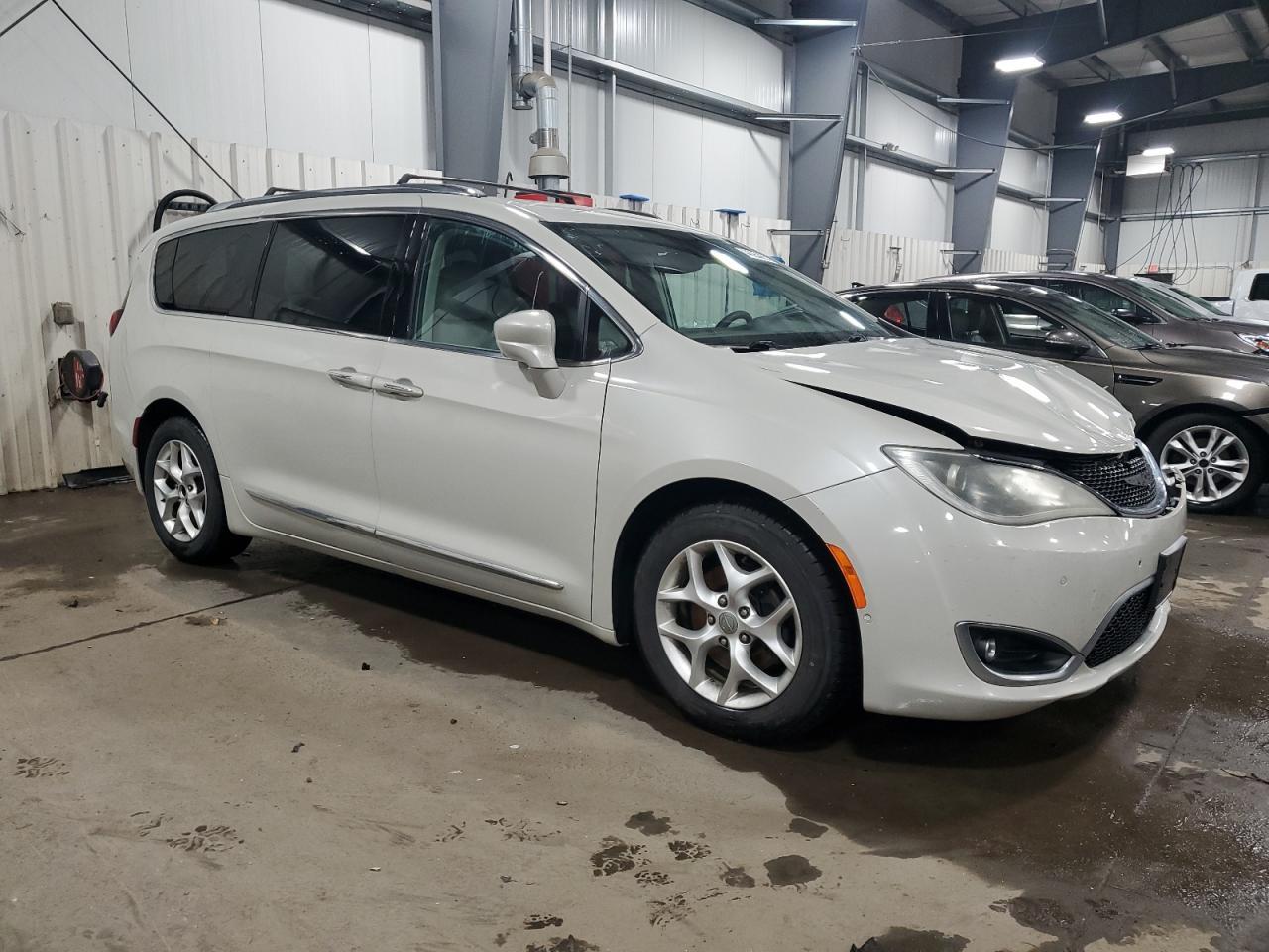 2017 CHRYSLER PACIFICA T - Image 4