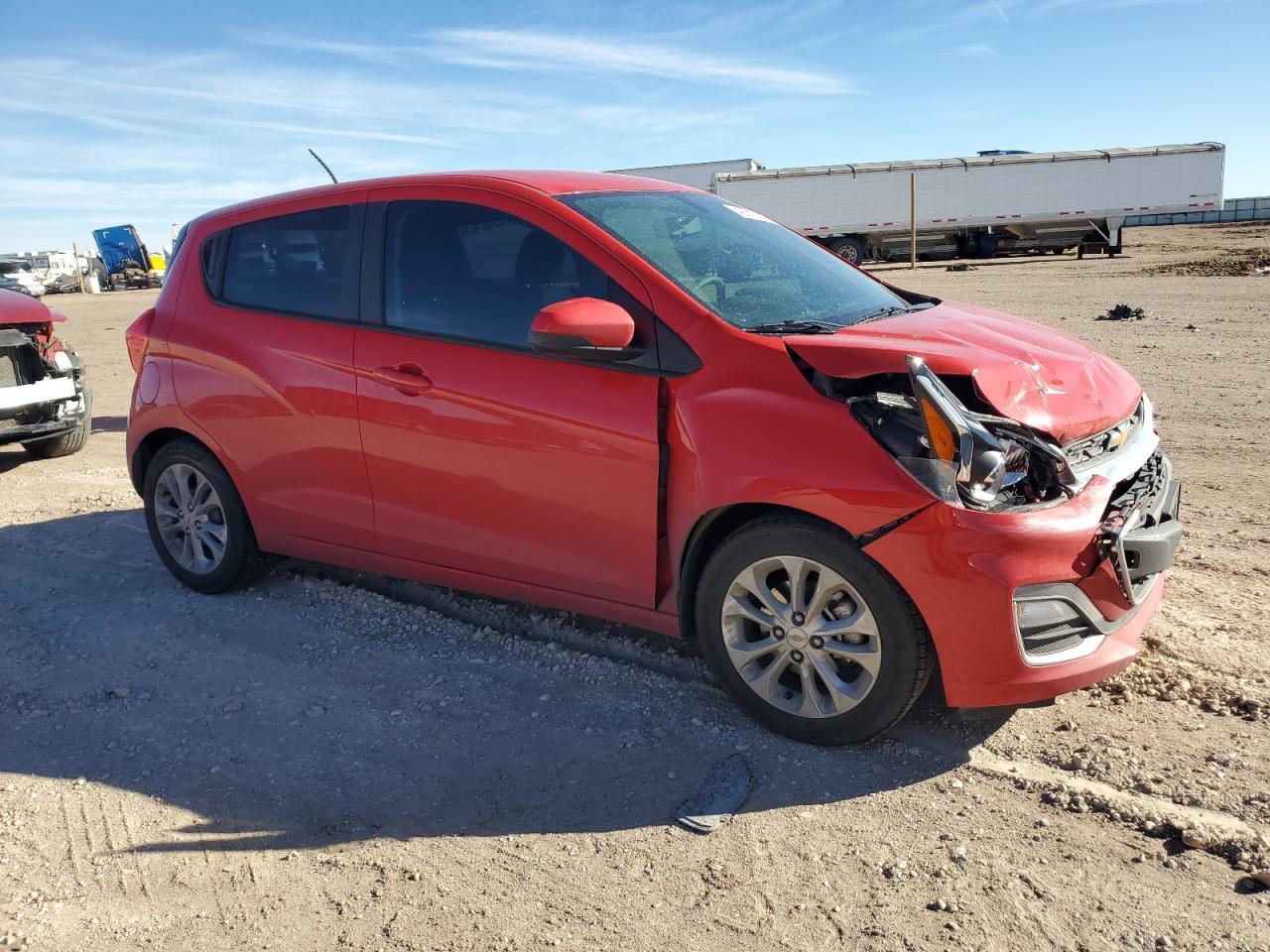 2019 CHEVROLET SPARK 1LT - Фото 4