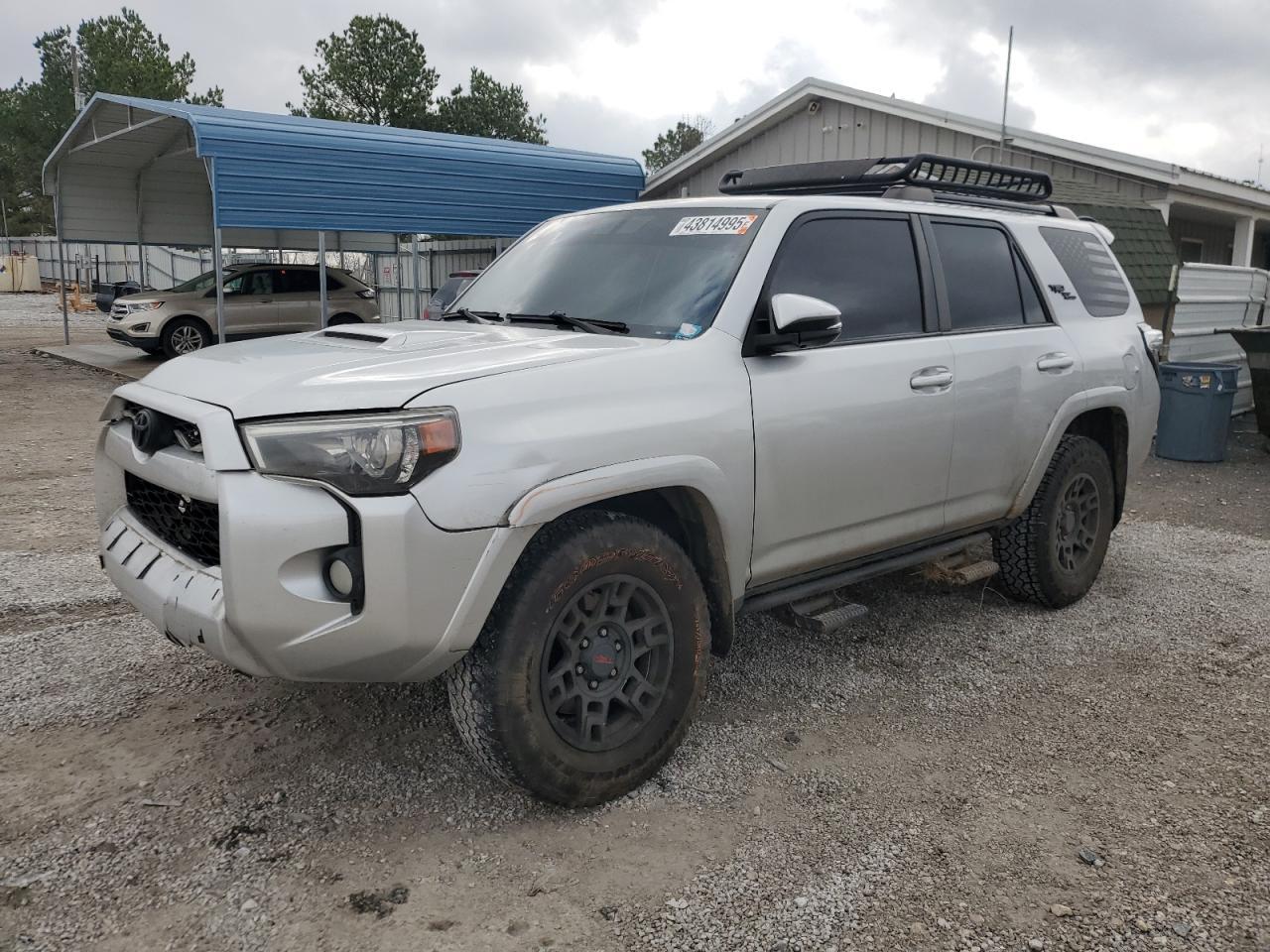 2019 TOYOTA 4RUNNER SR