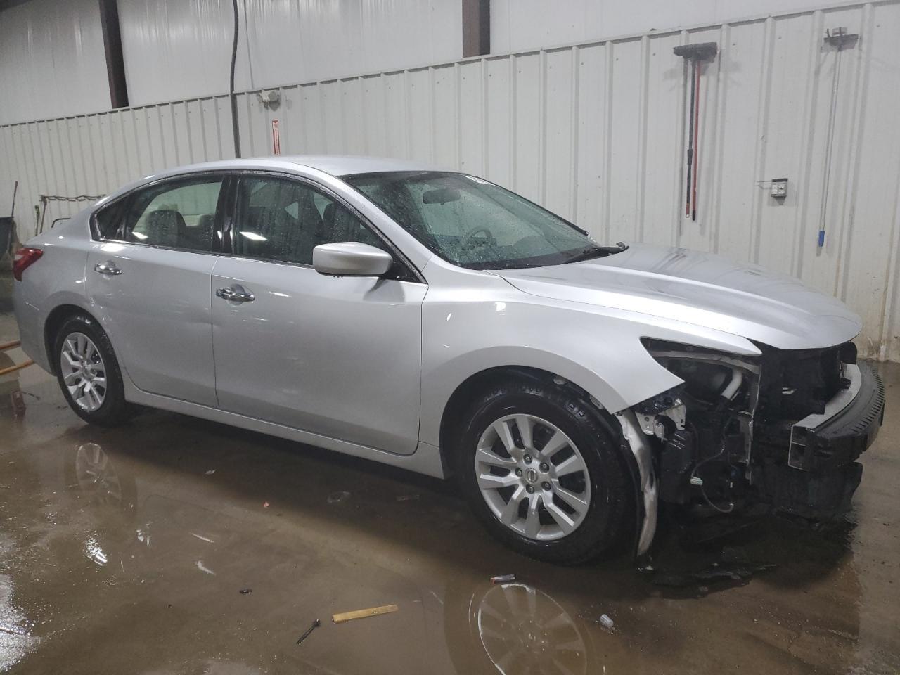 2016 NISSAN ALTIMA 2.5 - Фото 4