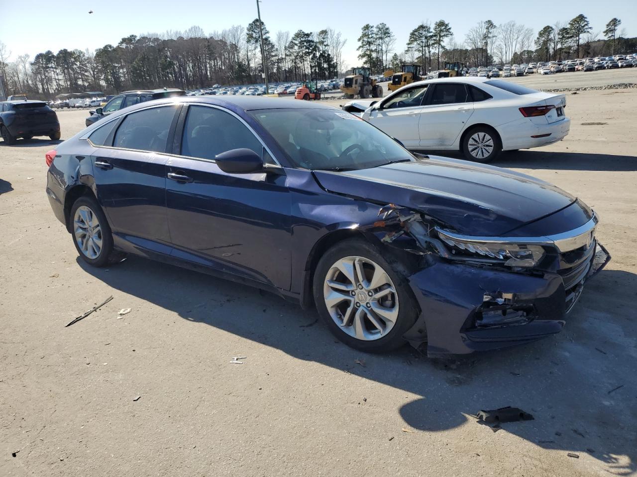 2018 HONDA ACCORD LX - Image 4