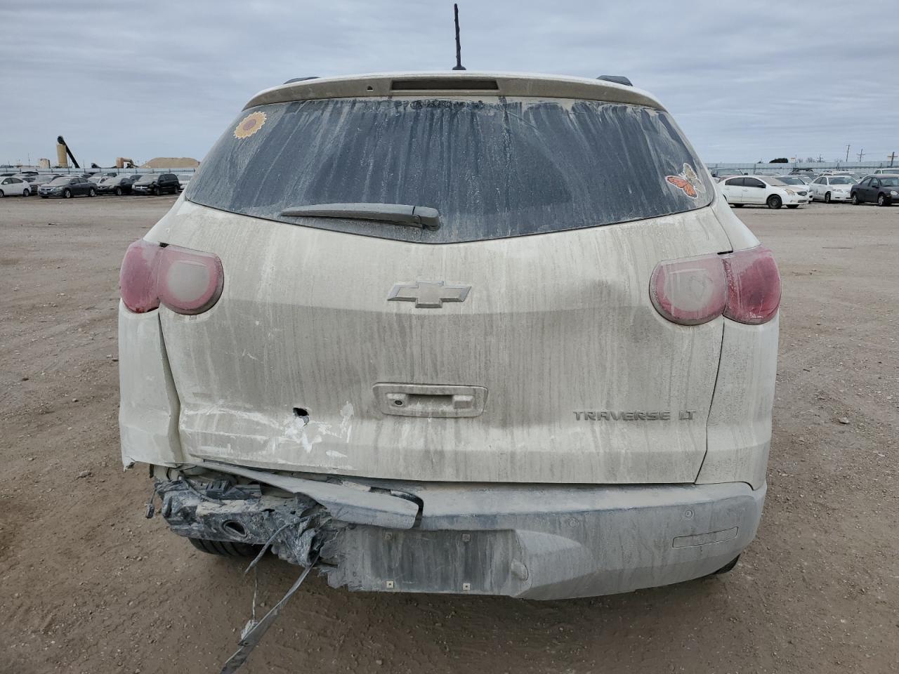 2012 CHEVROLET TRAVERSE L - Image 6