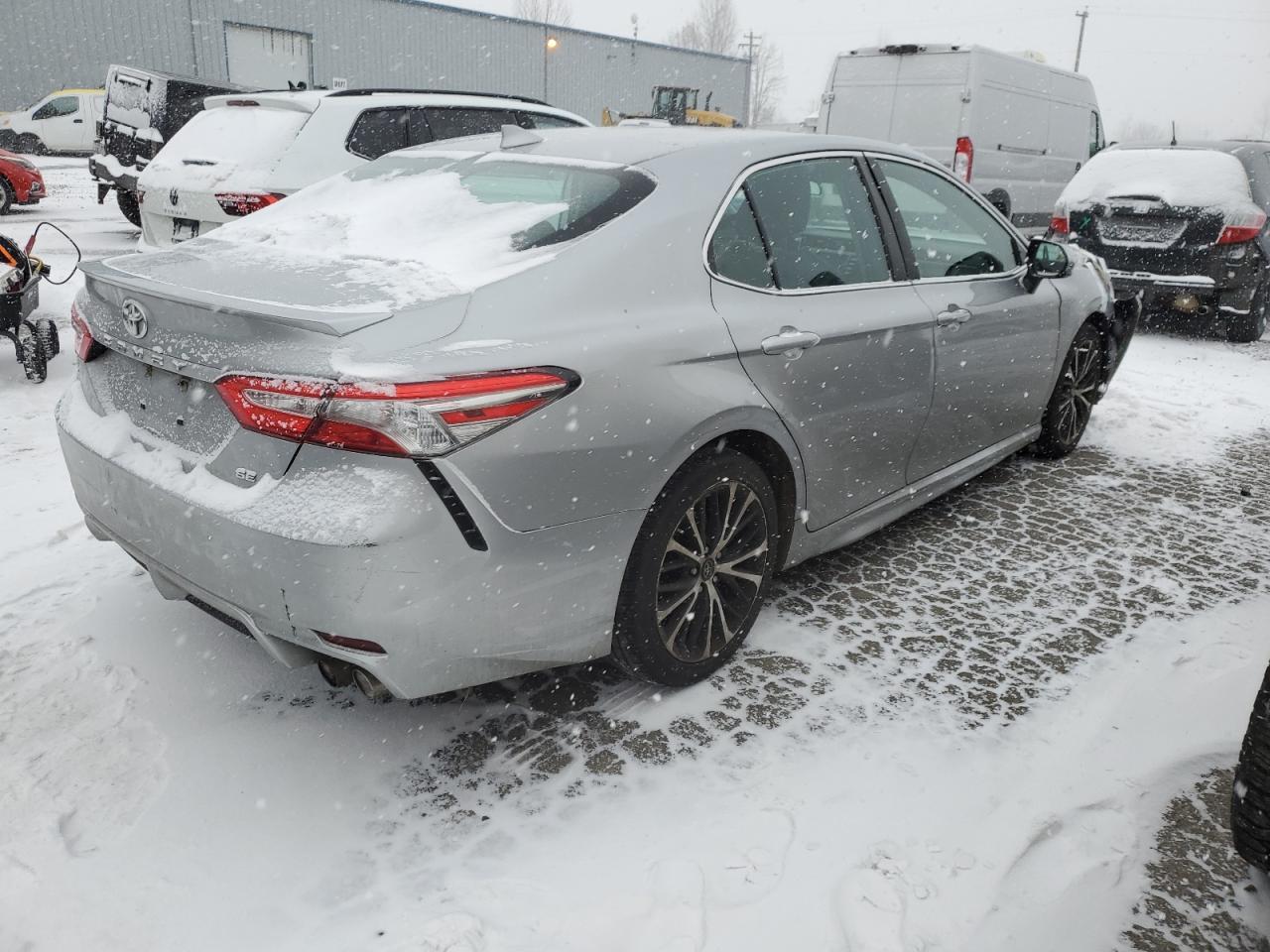 2019 TOYOTA CAMRY L - Image 3