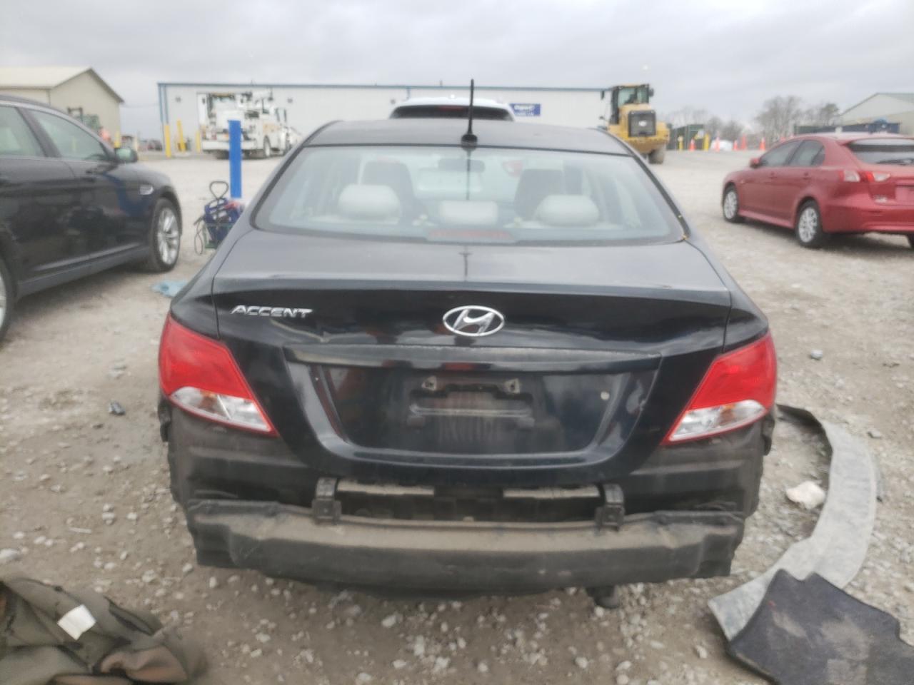 2016 HYUNDAI ACCENT SE - Фото 6