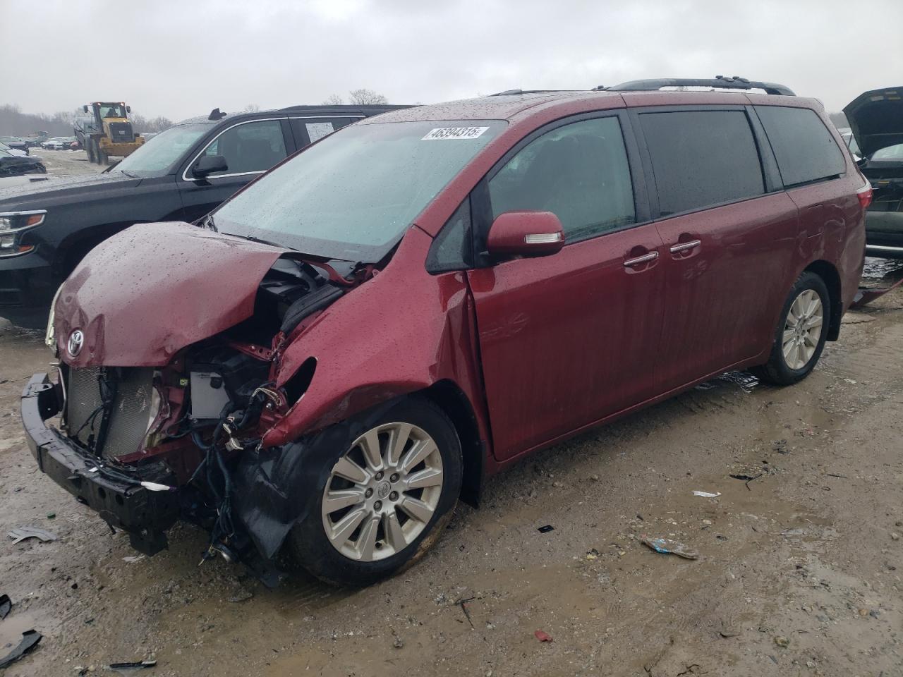 2015 TOYOTA SIENNA XLE