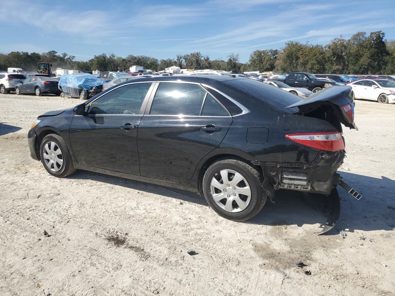 2016 TOYOTA CAMRY LE - Фото 2