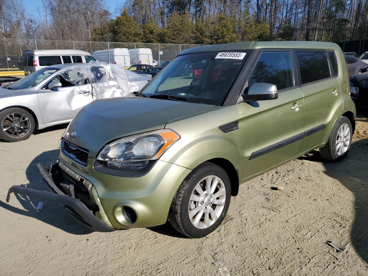 2013 KIA SOUL +