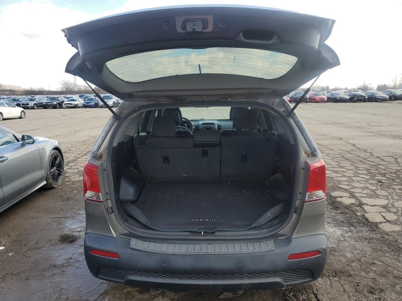 2012 KIA SORENTO BA - Image 6