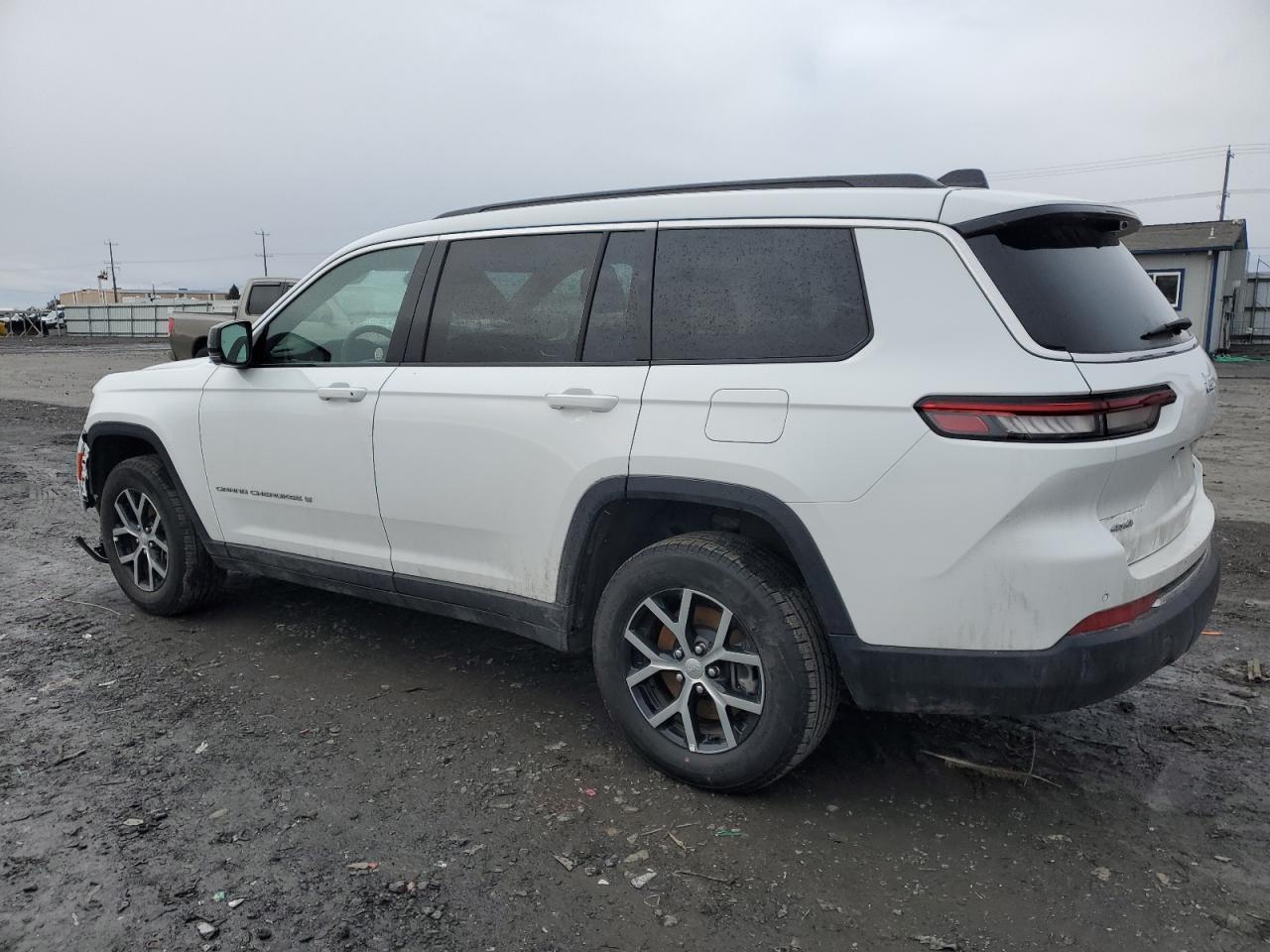 2024 JEEP GRAND CHER - Image 2