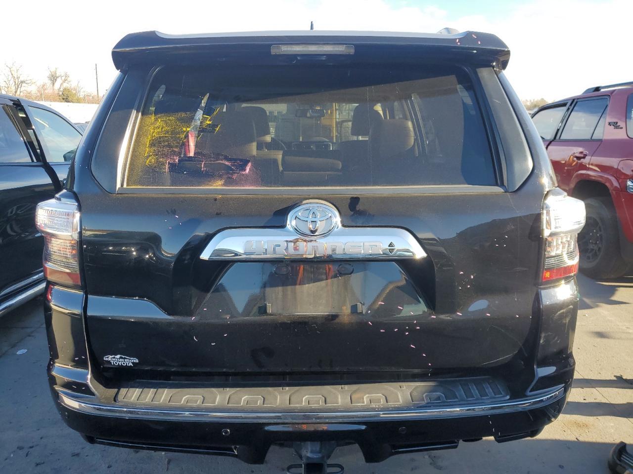 2018 TOYOTA 4RUNNER SR - Фото 6