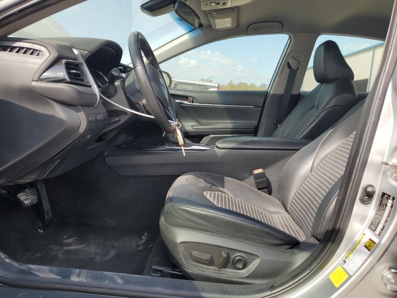 2020 TOYOTA CAMRY SE - Image 7