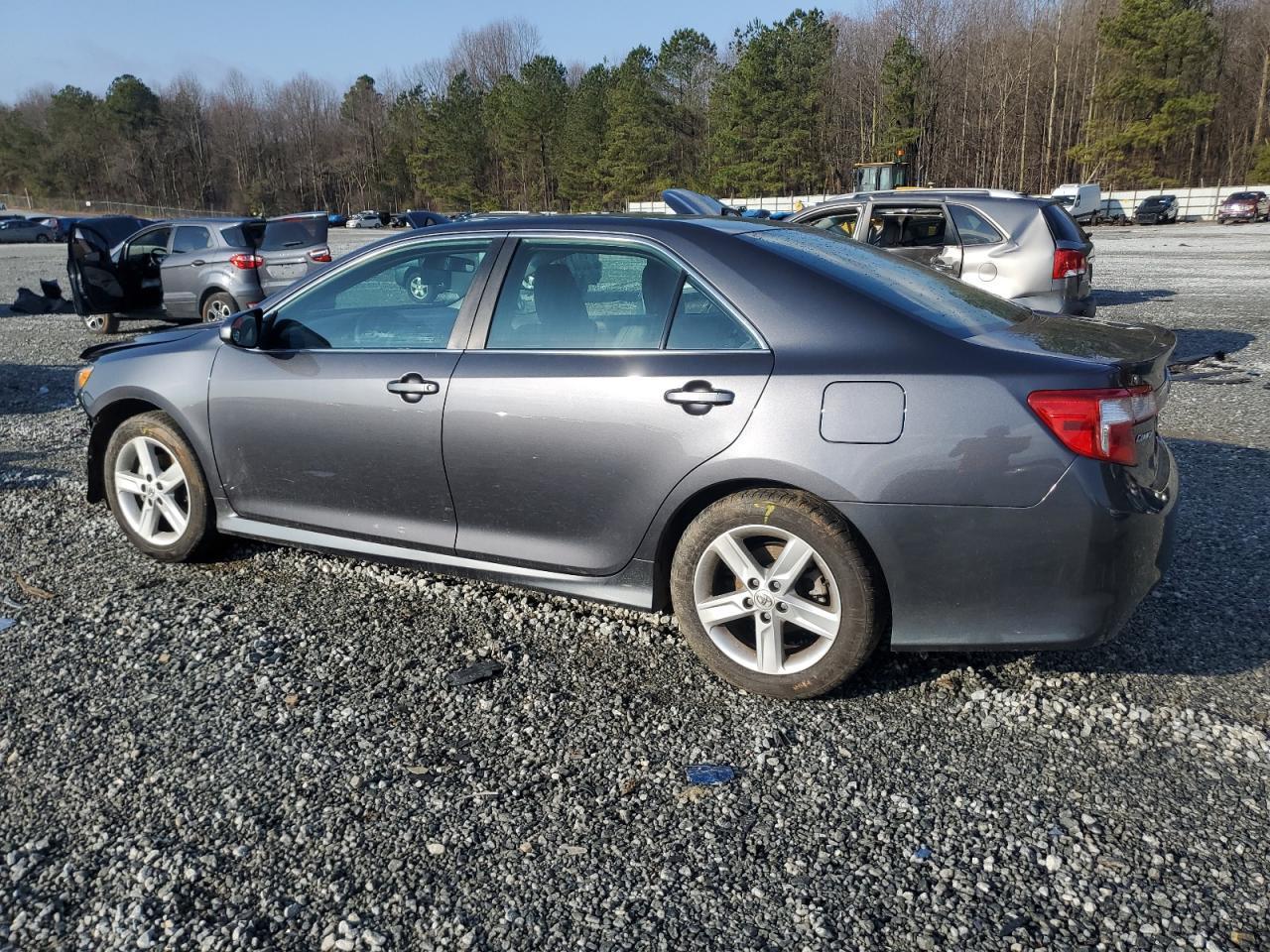 2013 TOYOTA CAMRY L - Фото 2